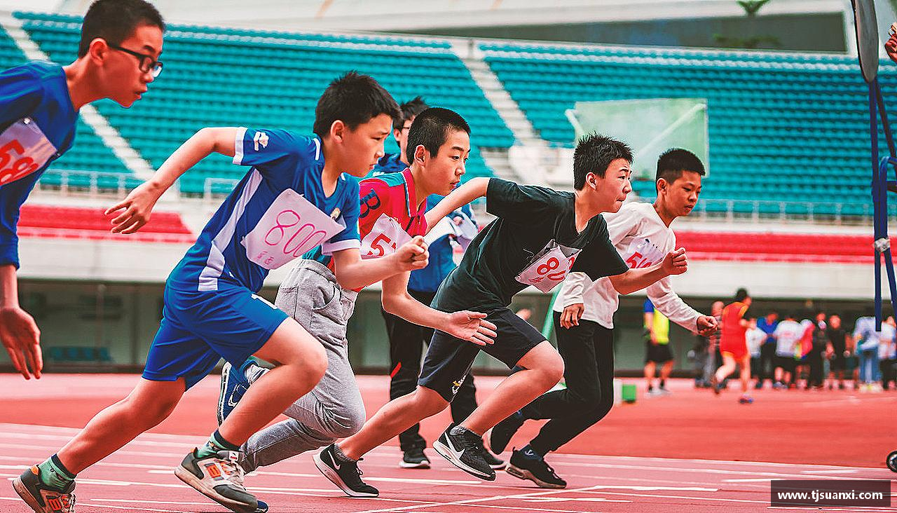 勇攀高峰，梦想飞扬